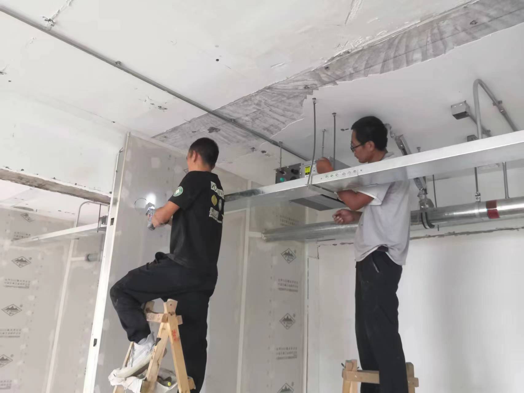 某大學(xué)空調(diào)維修維保